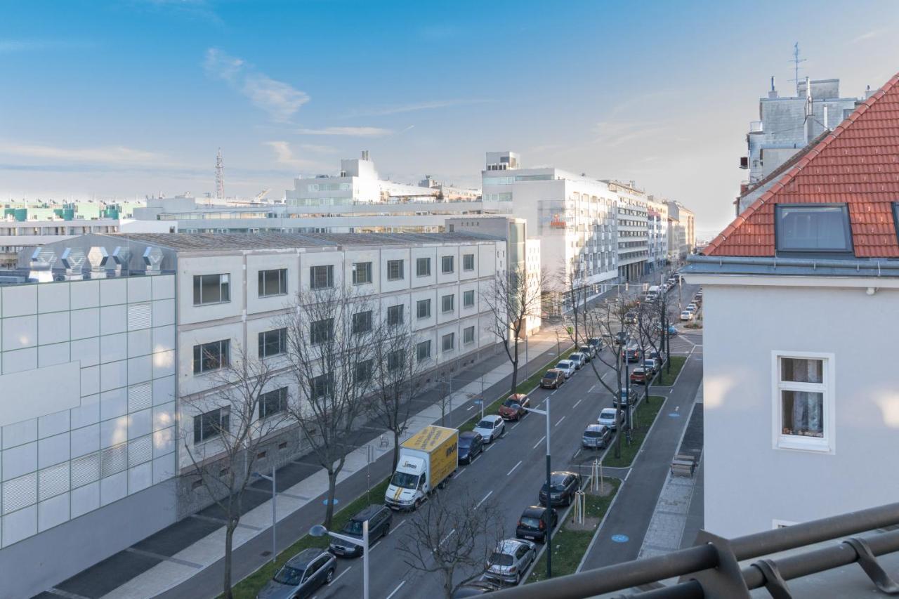 Yeshello Central Station Βιέννη Εξωτερικό φωτογραφία